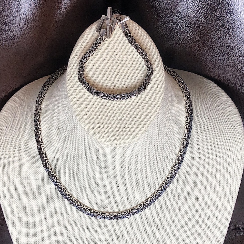 LOIS HILL Sterling Silver Byzantine Toggle Necklace and Bracelet Set - Picture 3 of 17